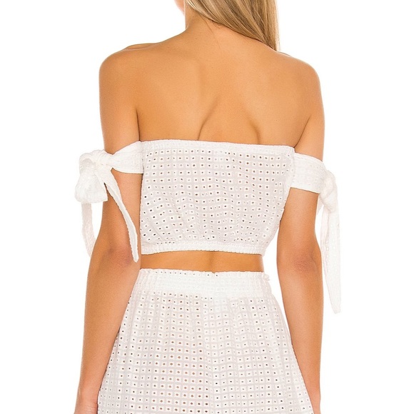 NWT off the shoulder Eyelet Blouse in Ecru, M - Picture 3 of 4